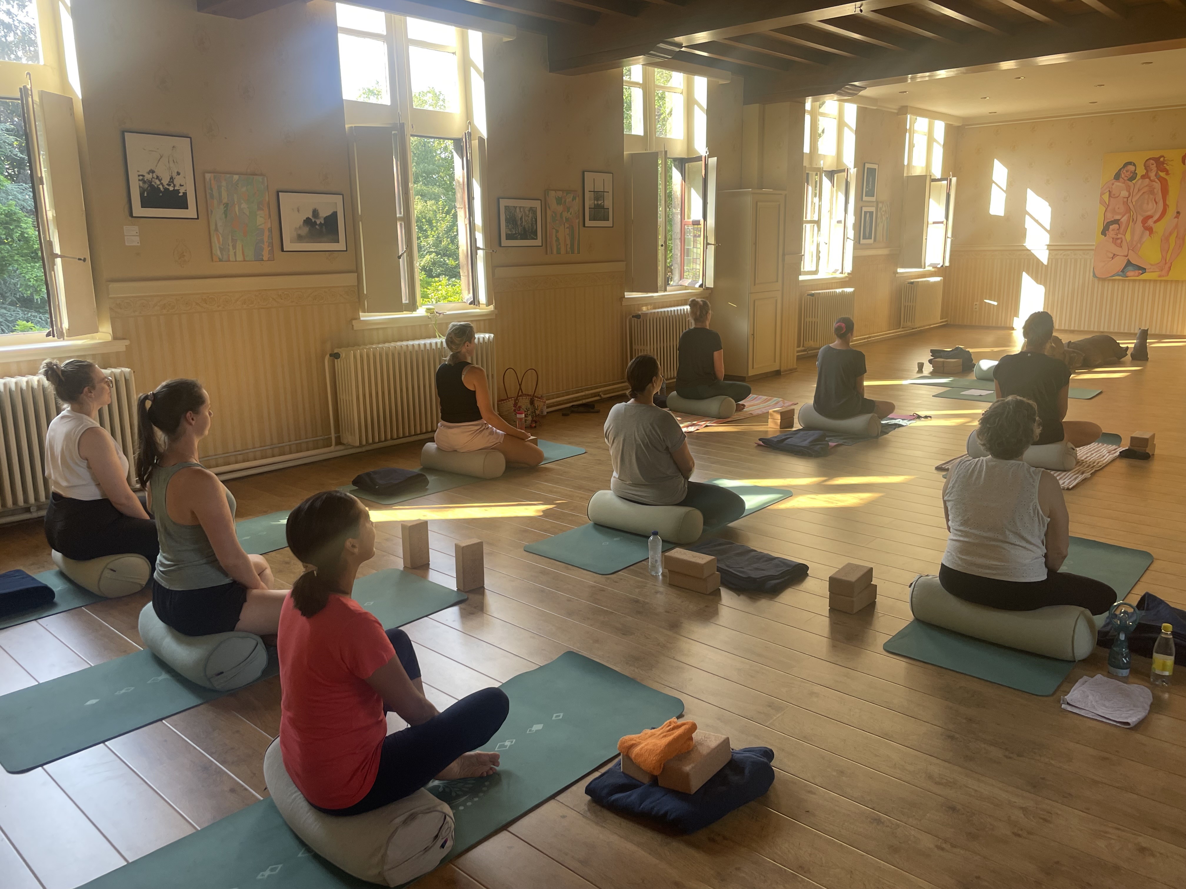 Groepslessen yoga bij Inner Free Yoga